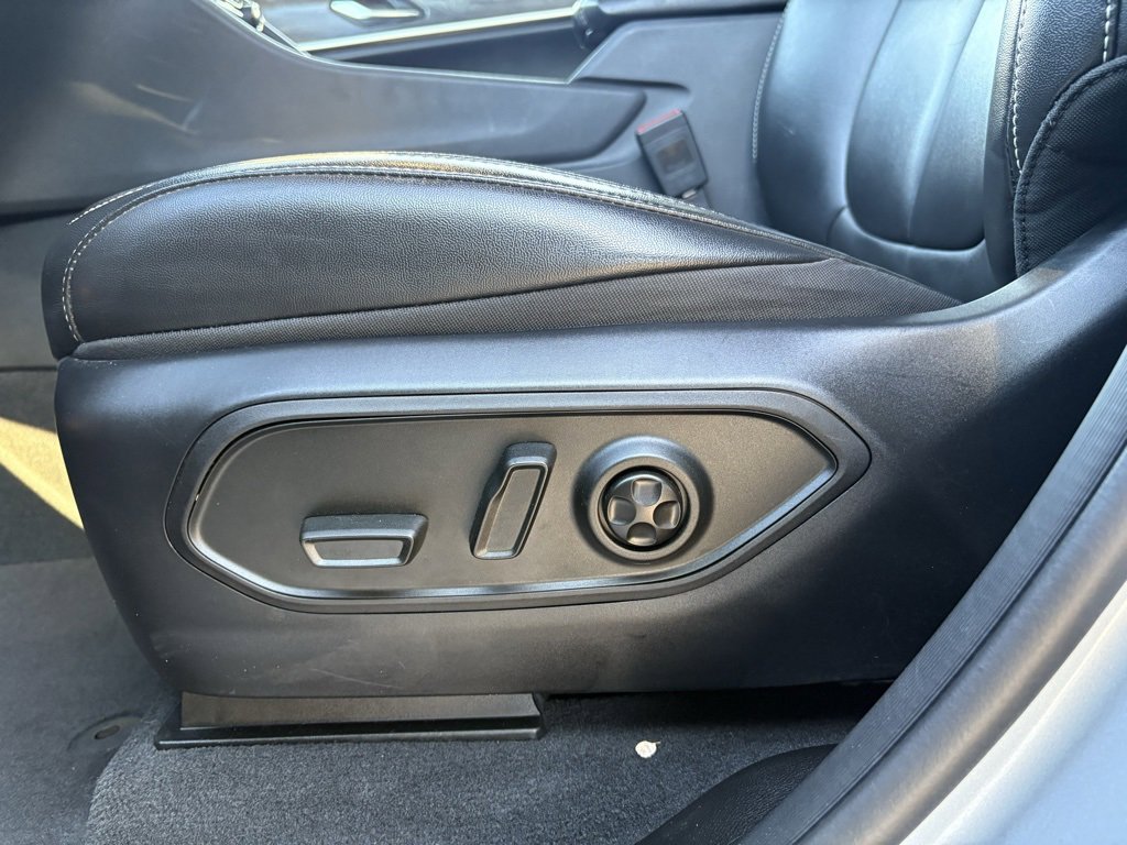 Used 2024 Jeep Grand Cherokee Limited w/ Trailer Tow Package image 11