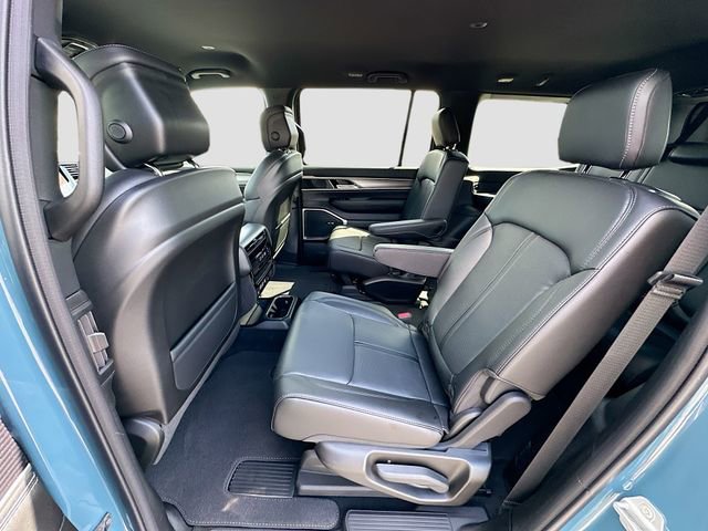 New 2026 Jeep Grand Wagoneer 2WD image 17