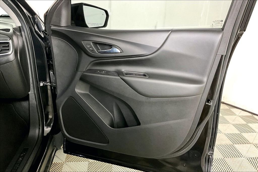 Used 2020 Chevrolet Equinox LT image 24