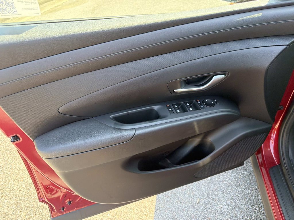 Used 2025 Hyundai Tucson SEL AWD/4WD image 18