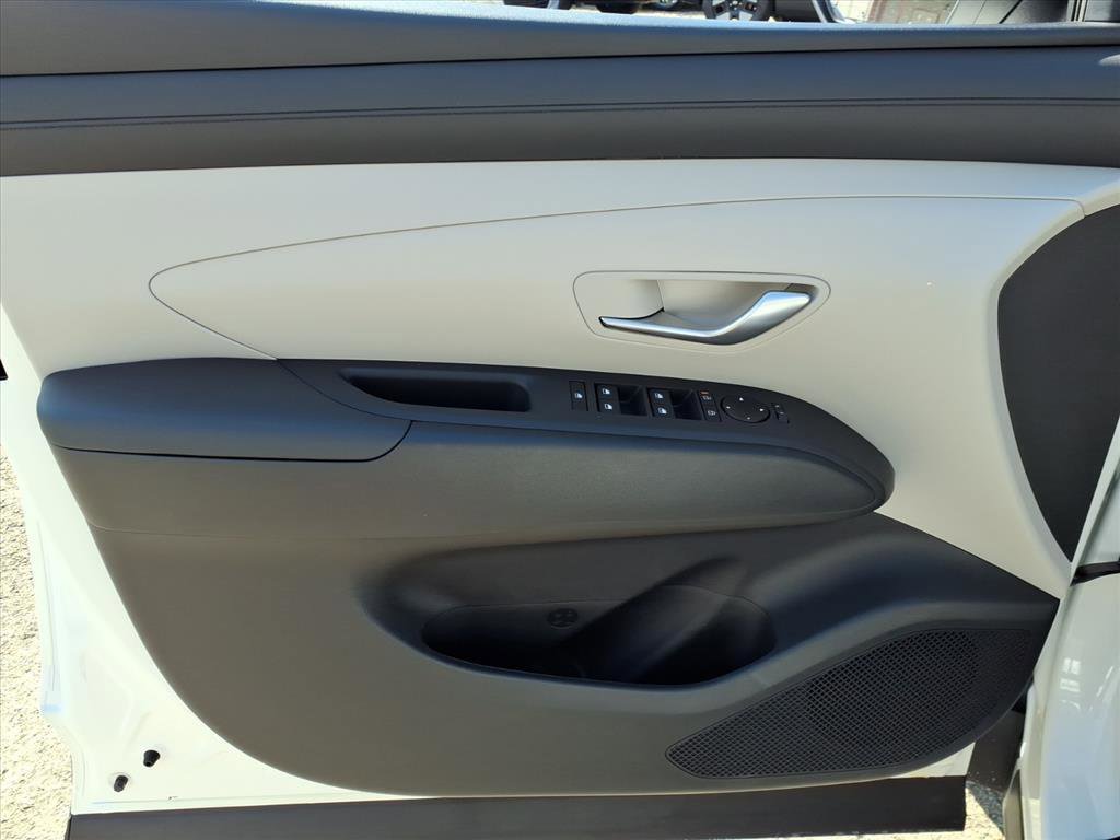 New 2026 Hyundai Tucson SEL image 8