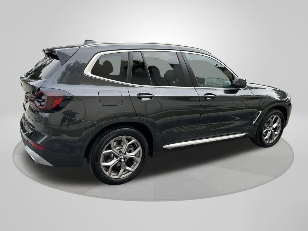 Used 2024 BMW X3 xDrive30i AWD/4WD image 7
