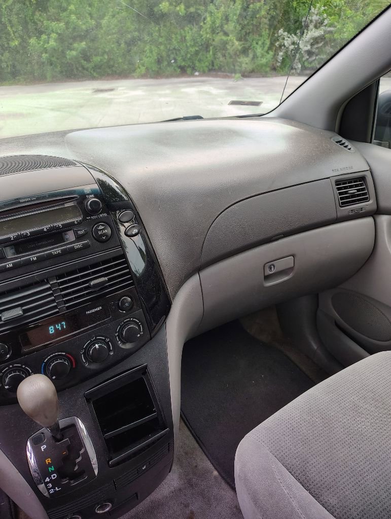 Used 2005 Toyota Sienna LE image 18