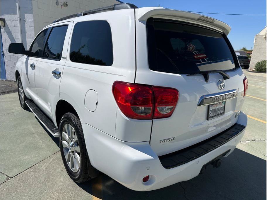 Used 2008 Toyota Sequoia Limited AWD/4WD image 9