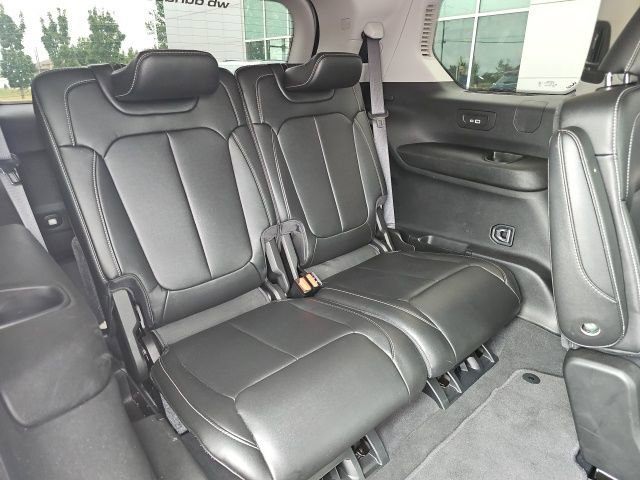 Used 2024 Jeep Grand Cherokee L Limited image 27