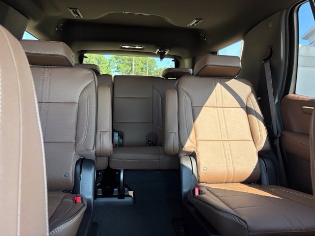 New 2026 Chevrolet Tahoe High Country w/ Sun And Tow Package AWD/4WD image 16