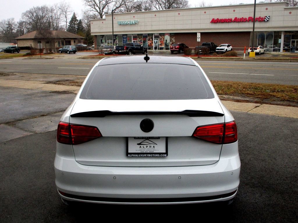 Used 2018 Volkswagen Jetta GLI image 9