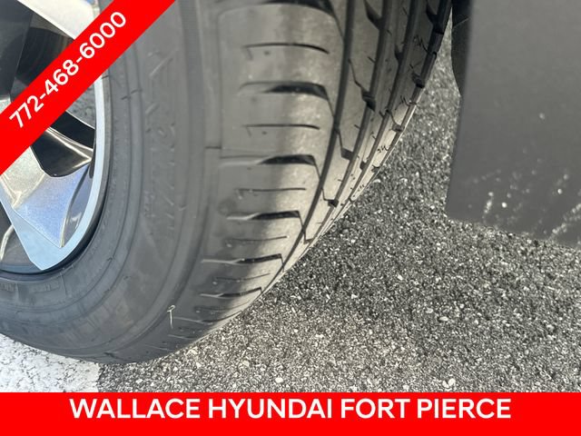 Used 2024 Hyundai Palisade SEL w/ Premium Package FWD image 14