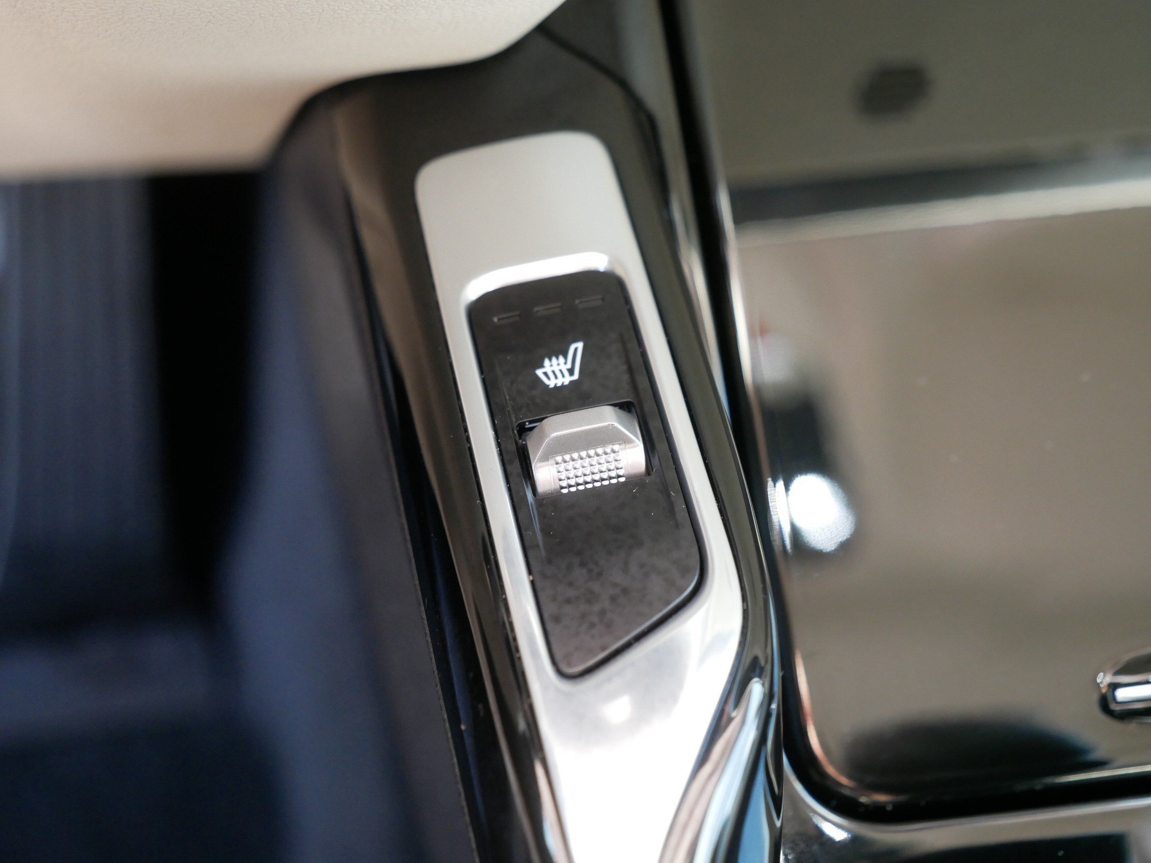 Certified 2023 Kia Sorento SX AWD/4WD image 33