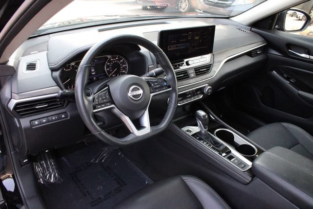Used 2024 Nissan Altima 2.5 SL AWD/4WD image 23