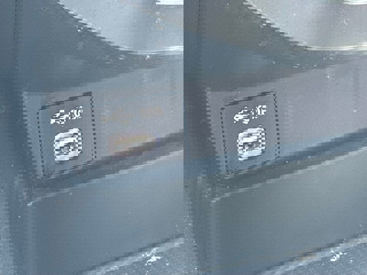 Used 2020 Honda CR-V LX image 12