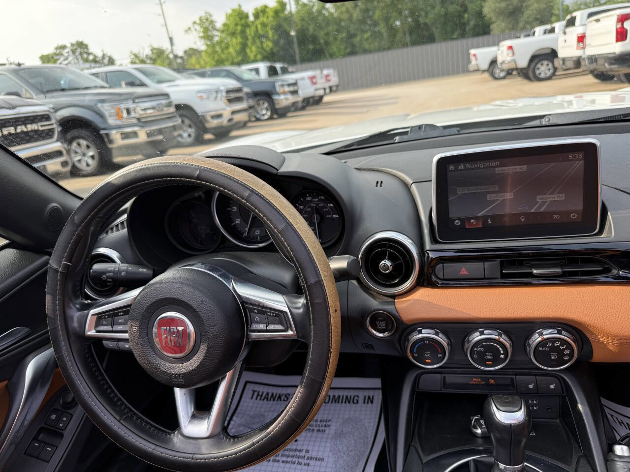 Used 2017 FIAT 124 Spider Lusso RWD image 23