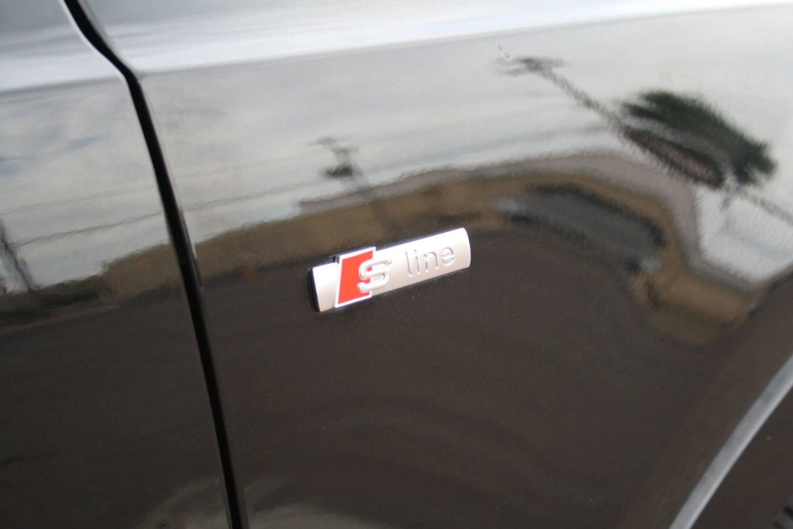 Used 2016 Audi Q3 2.0T Prestige w/ Prestige Package image 5