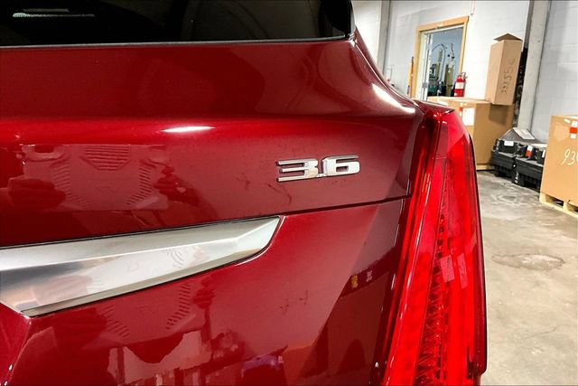 Used 2018 Cadillac XT5 Luxury w/ Driver Awareness Package AWD/4WD image 24