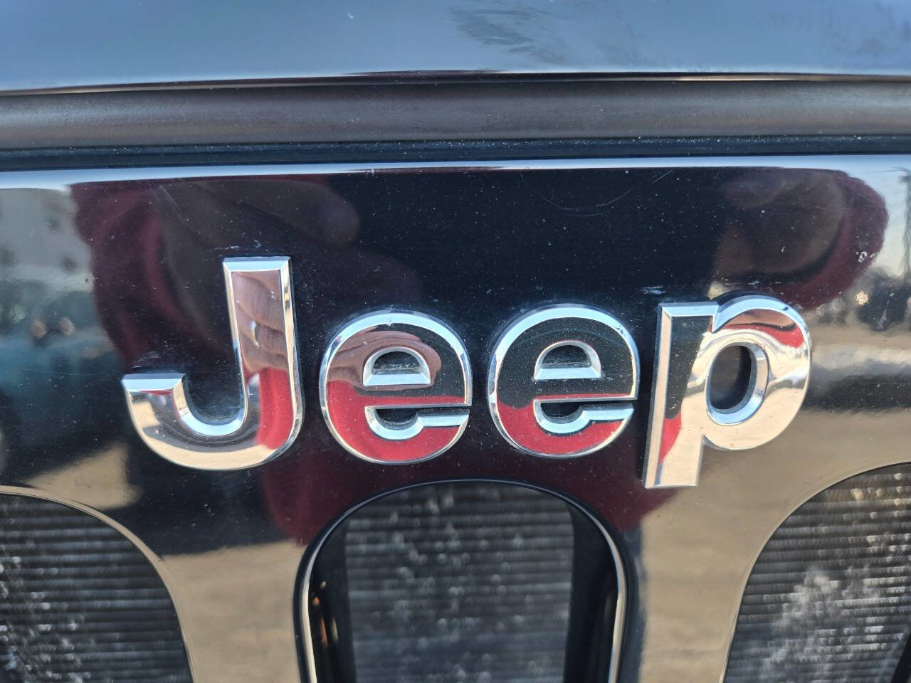 Used 2010 Jeep Wrangler Sahara w/ Mopar Chrome Edition Group image 11