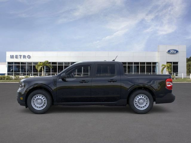 New 2026 Ford Maverick XL image 3