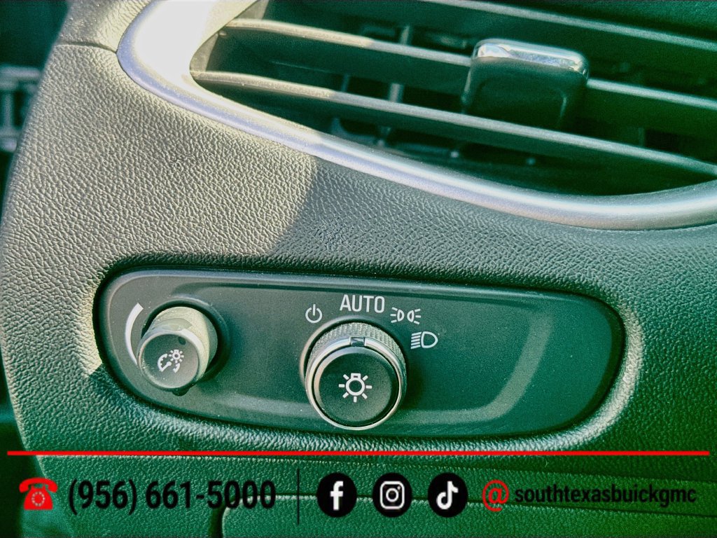 Used 2025 Chevrolet Malibu RS w/ LPO, Floor Liner Package FWD image 20