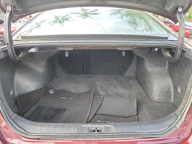 Used 2024 Nissan Altima 2.5 SV FWD image 5