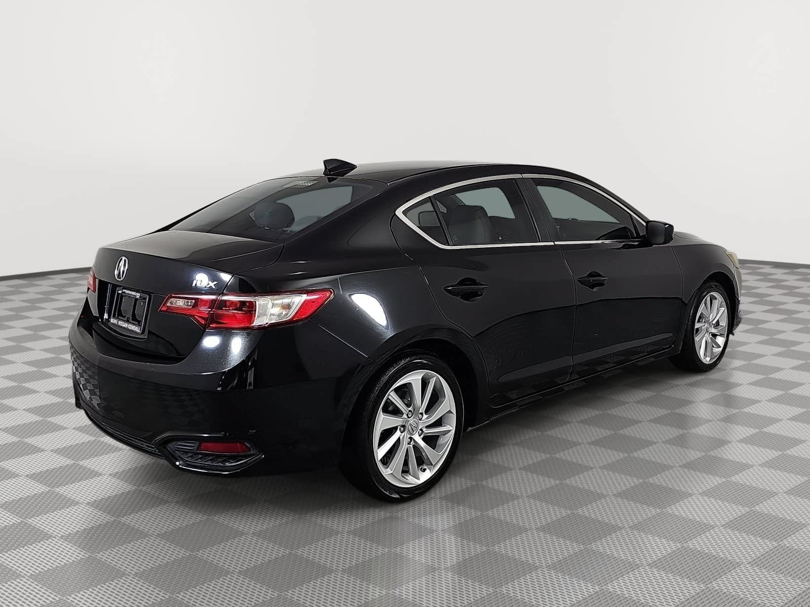 Used 2017 Acura ILX w/ AcuraWatch Plus Package FWD image 8
