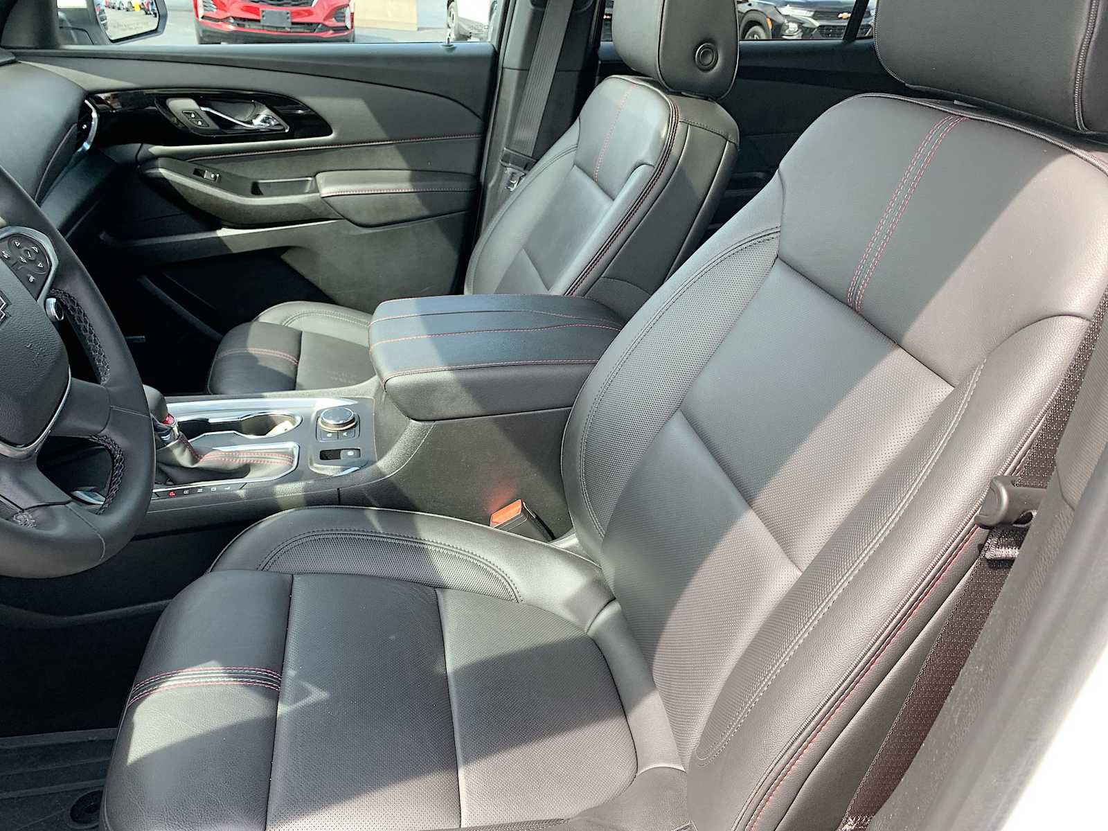 Certified 2023 Chevrolet Traverse RS w/ LPO, Floor Liner Package AWD/4WD image 19