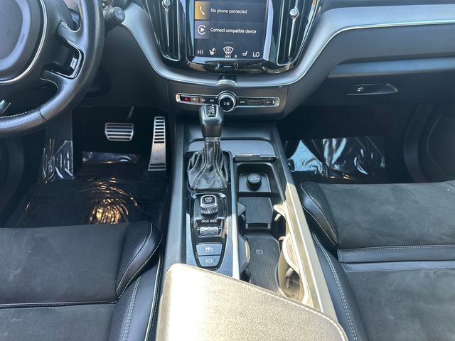 Used 2019 Volvo XC60 T5 R-Design w/ Protection Package image 24