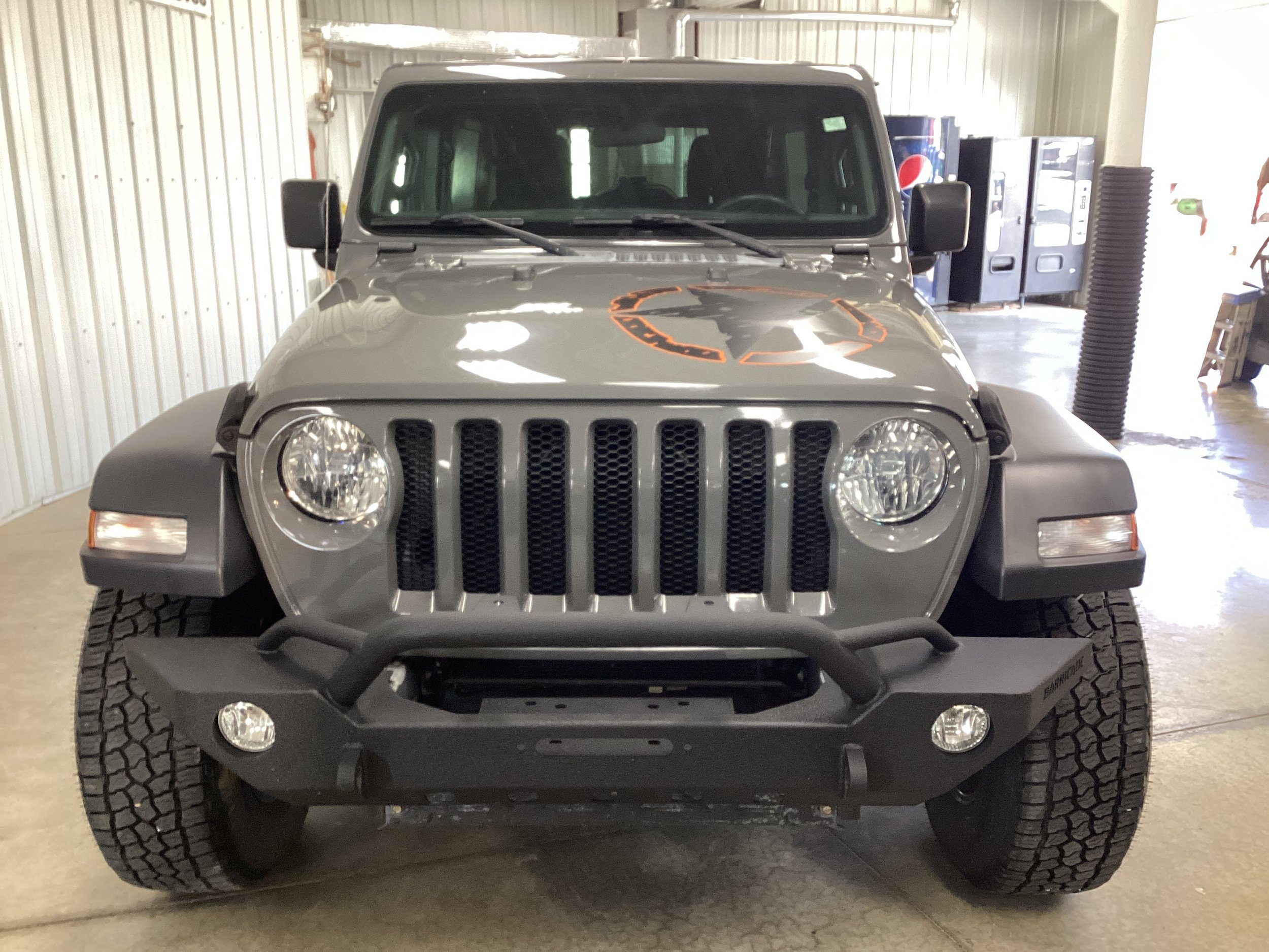 Used 2018 Jeep Wrangler Unlimited Sport AWD/4WD image 8