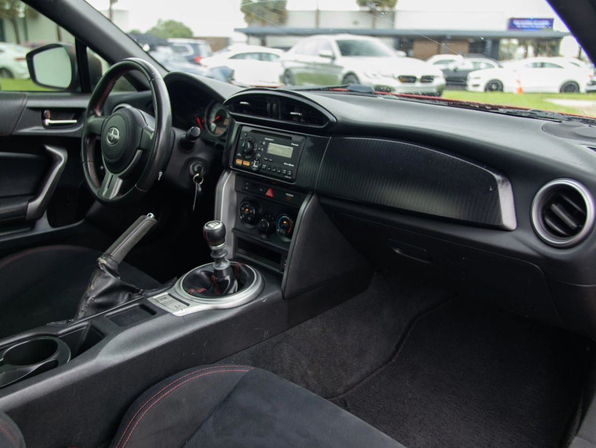 Used 2013 Scion FR-S RWD image 23