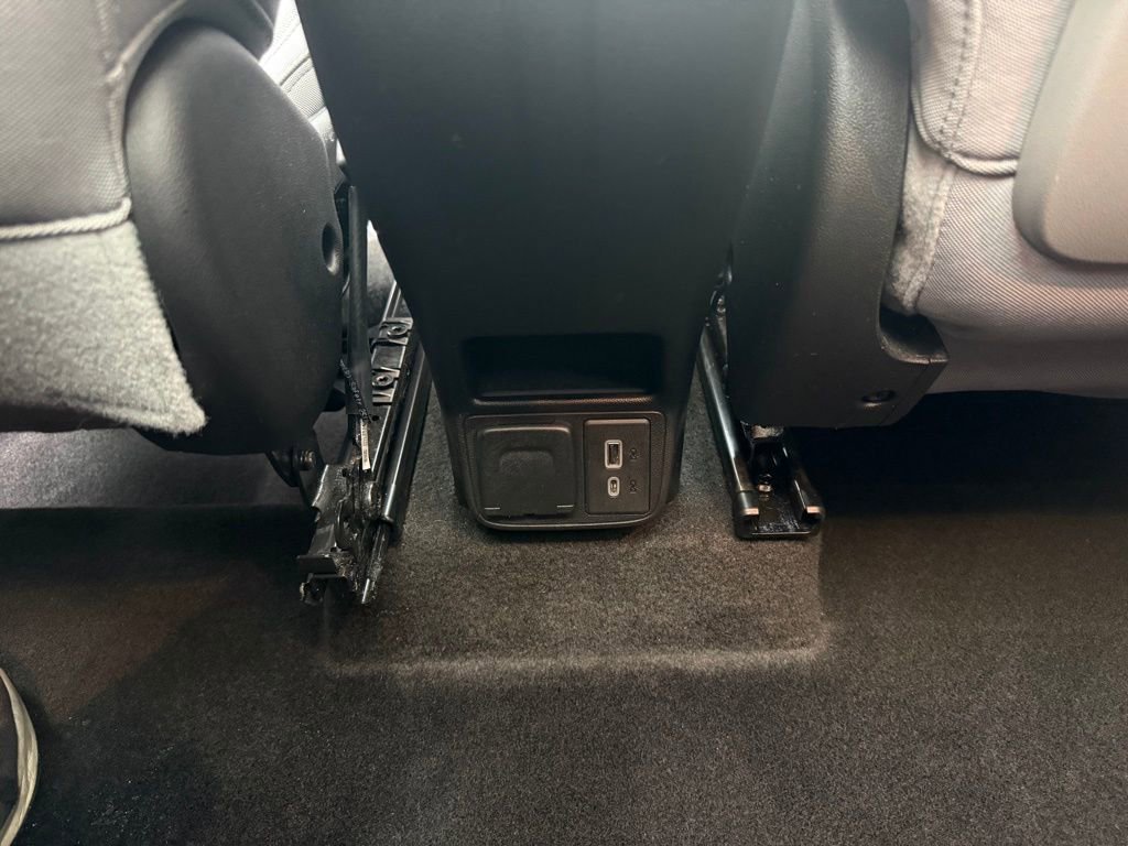 Used 2021 Chevrolet TrailBlazer LT w/ Sun and Liftgate Package image 15