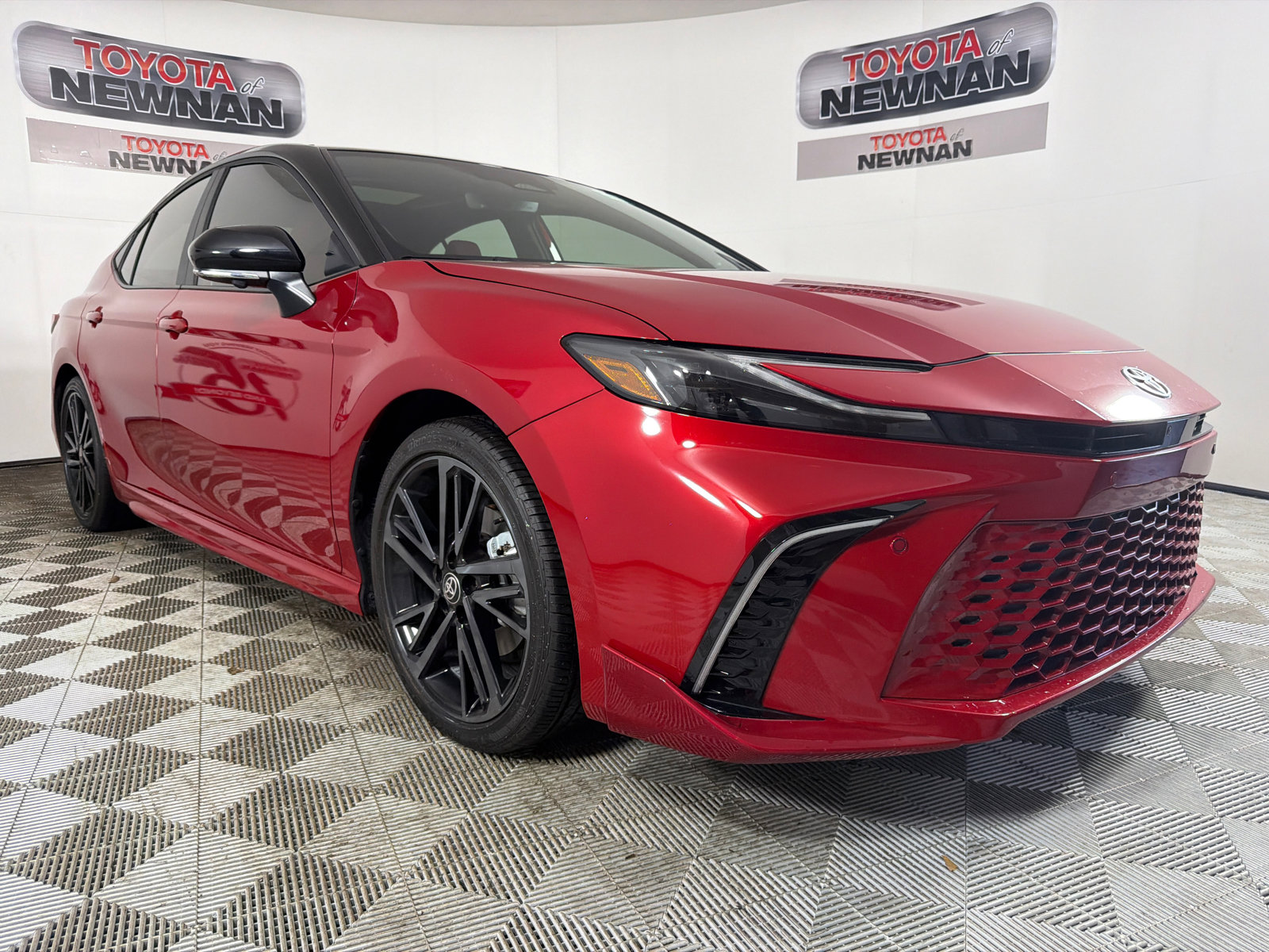 Used 2026 Toyota Camry XSE w/ Premium Plus Package FWD image 1