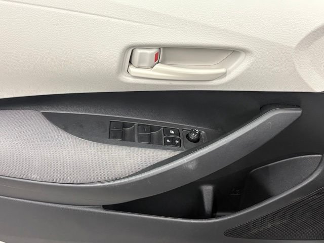 Used 2024 Toyota Corolla LE FWD image 11