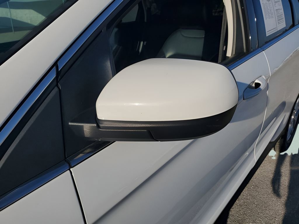 Used 2024 Ford Edge SEL image 21