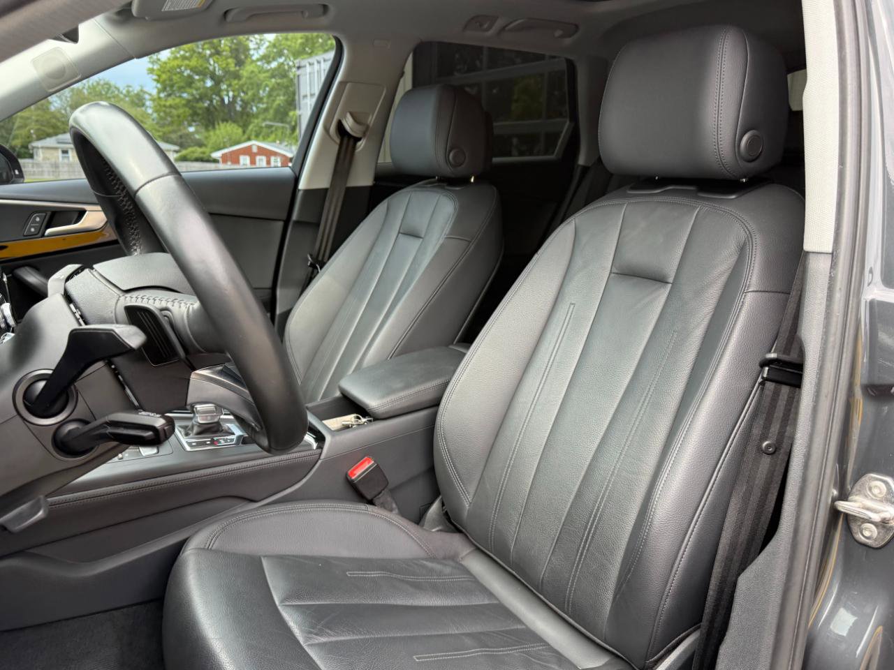 Used 2019 Audi A4 2.0T allroad Premium Plus w/ Premium Plus Package AWD/4WD image 12