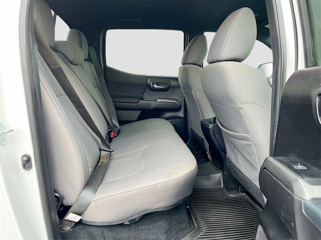 Used 2021 Toyota Tacoma TRD Off-Road image 23