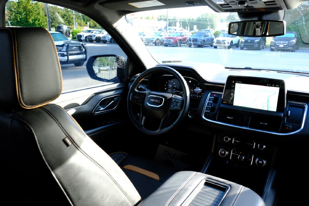 Used 2023 GMC Yukon AT4 w/ AT4 Premium Plus Package AWD/4WD image 29
