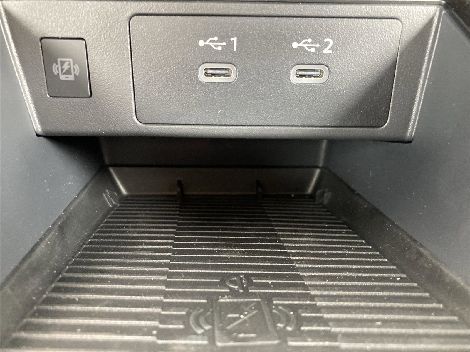 New 2025 Nissan Kicks SR image 22