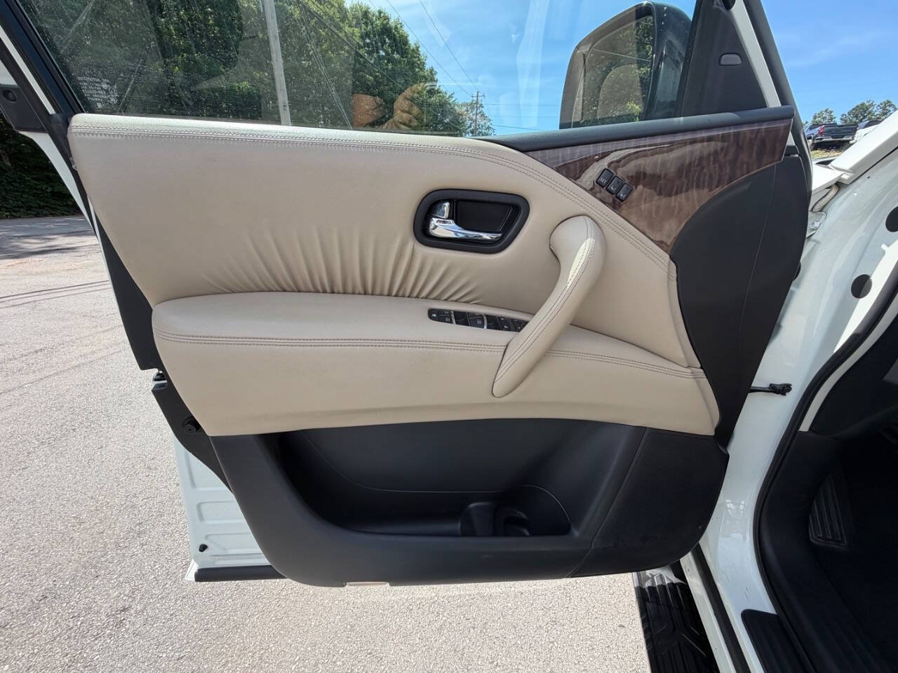 Used 2018 Nissan Armada SL w/ Premium Package RWD image 25