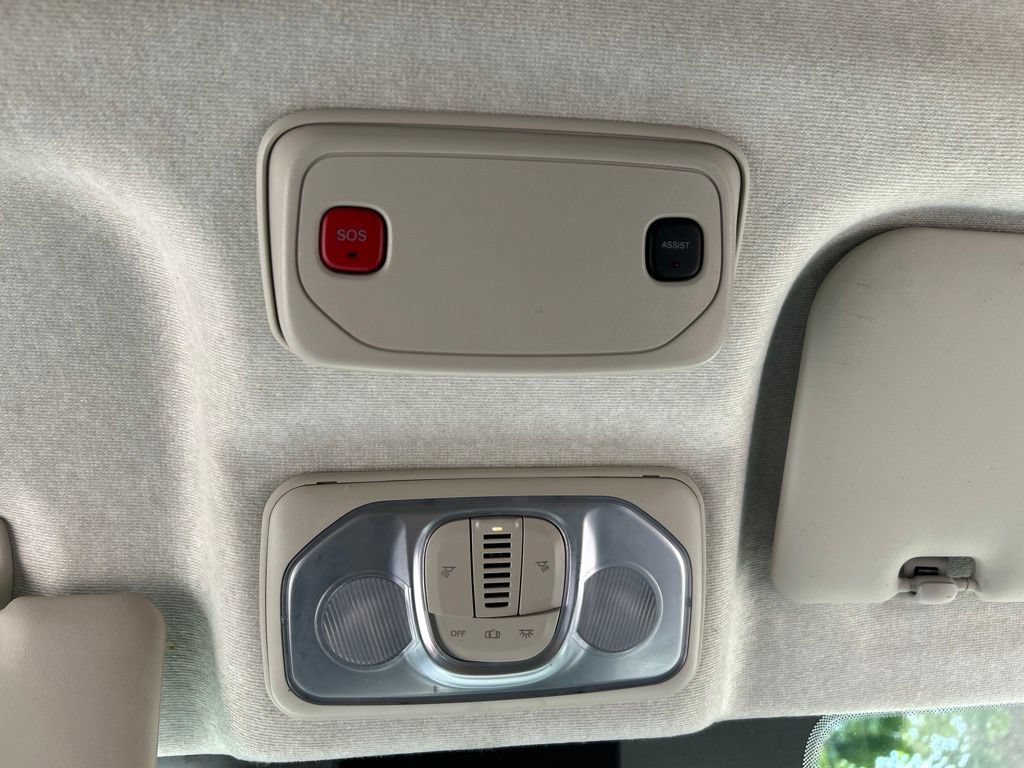 Used 2025 RAM ProMaster 2500 w/ Convenience Group FWD image 21