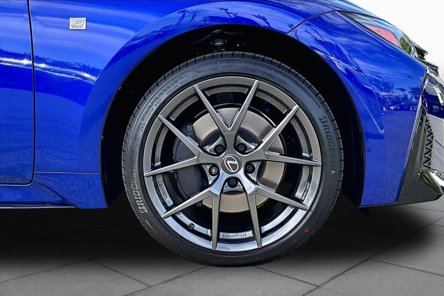 New 2026 Lexus IS 350 F Sport w/ Accessory Package Z1 AWD/4WD image 9