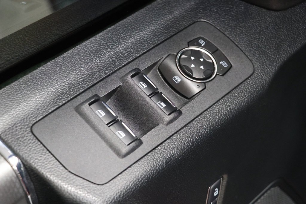 Used 2015 Ford F150 XLT w/ Equipment Group 302A Luxury AWD/4WD image 19
