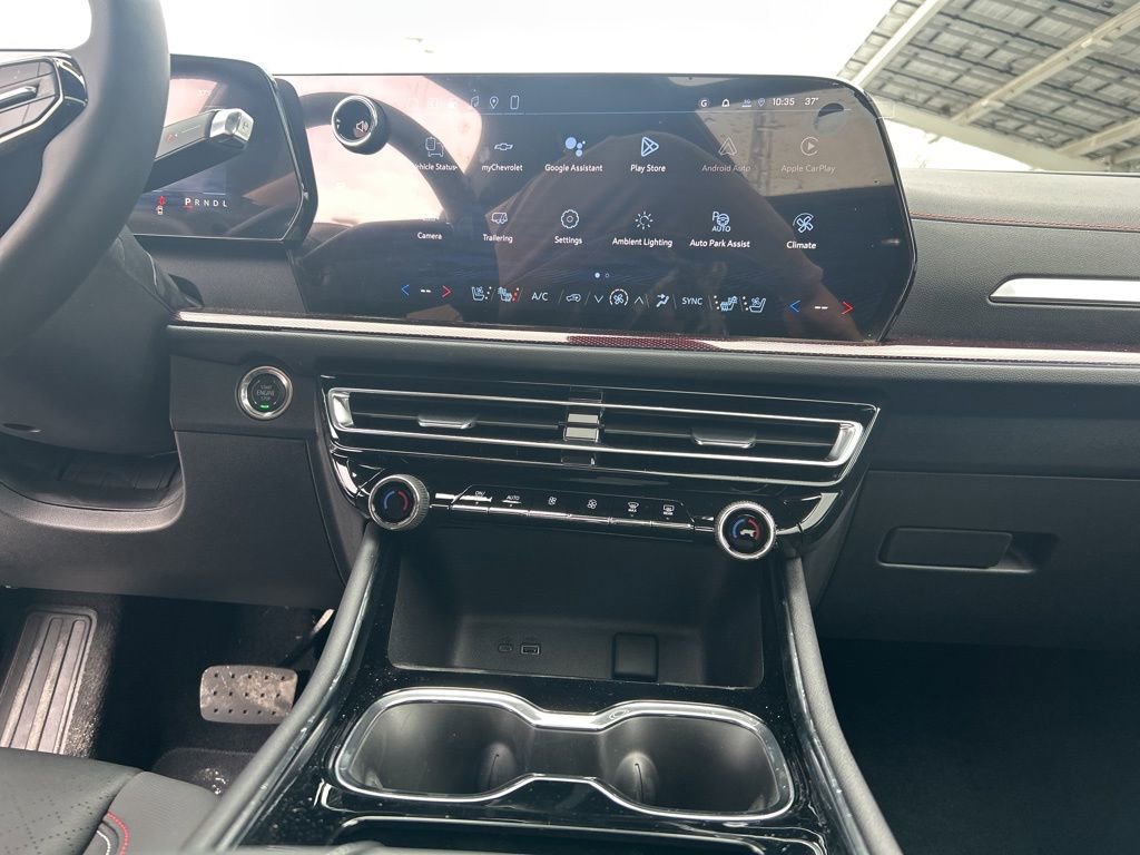 New 2026 Chevrolet Traverse RS image 8