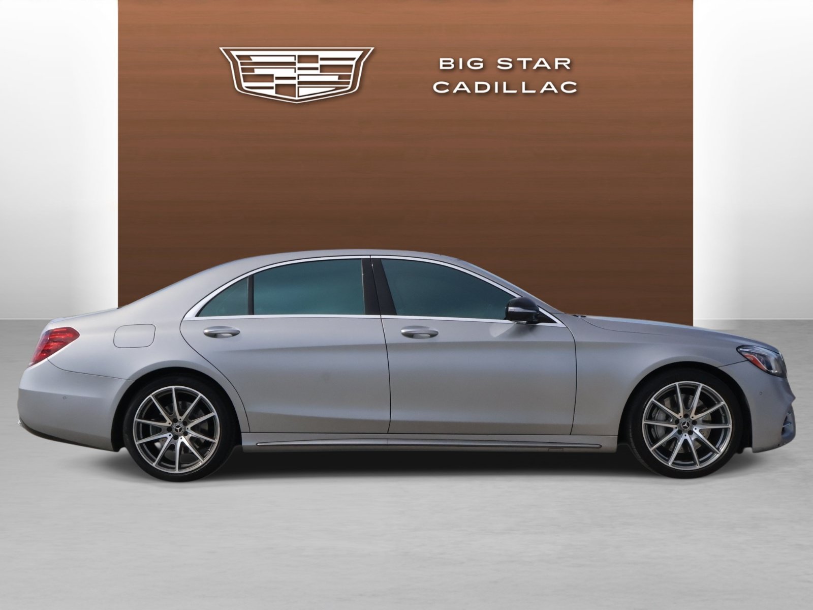 Used 2018 Mercedes-Benz S 560 Sedan image 6