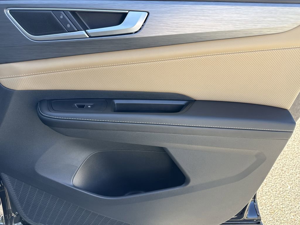 New 2026 Volkswagen Atlas Cross Sport SE image 36