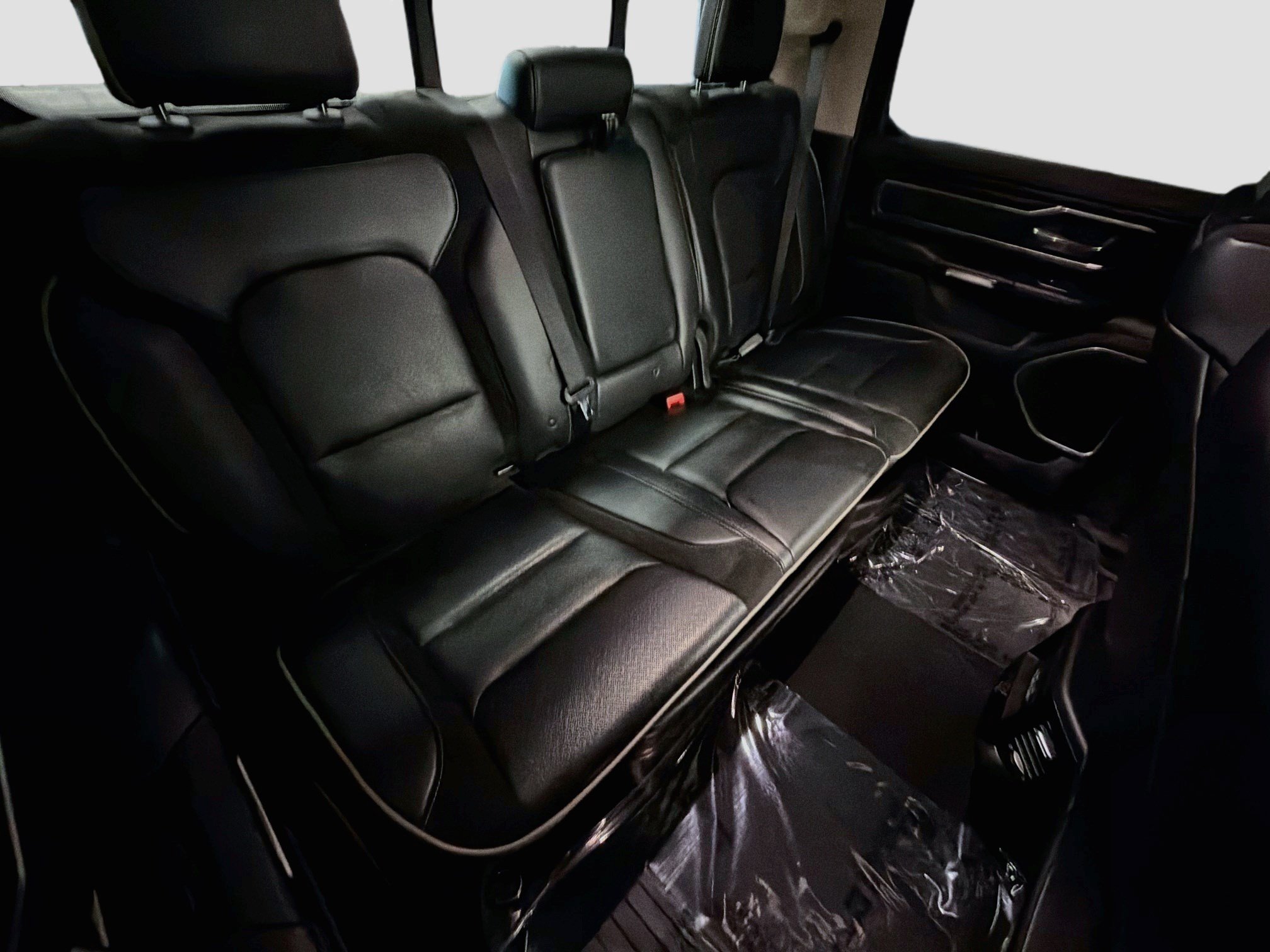 Used 2021 RAM 1500 Laramie w/ Off Road Group AWD/4WD image 14