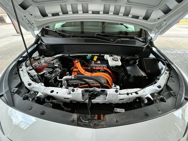 New 2027 Chevrolet Bolt LT w/ Comfort Package FWD image 27