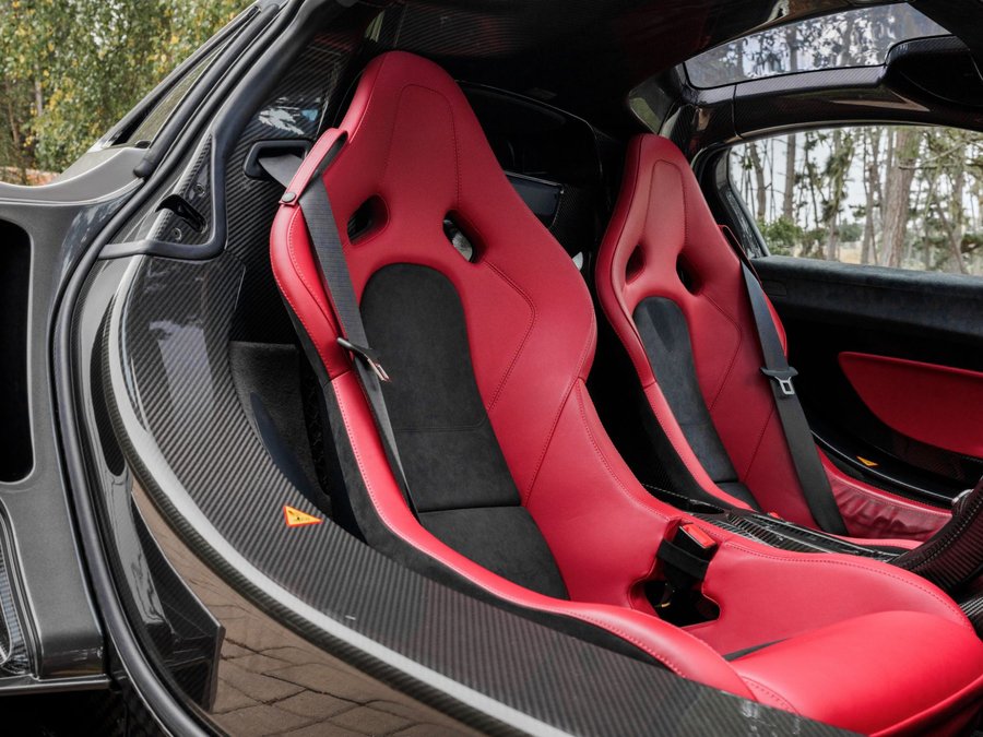 Used 2015 McLaren P1 RWD image 8