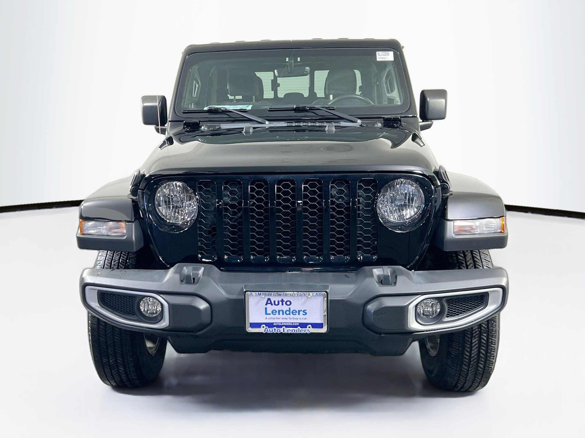 Used 2022 Jeep Gladiator Sport AWD/4WD image 2