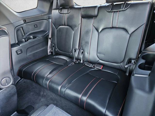 Used 2025 Honda Pilot TrailSport image 19