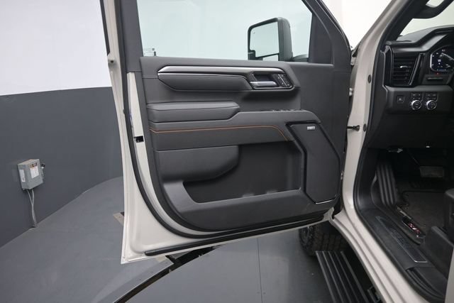 New 2026 GMC Sierra 2500 AT4 w/ AT4 Premium Plus Package AWD/4WD image 12