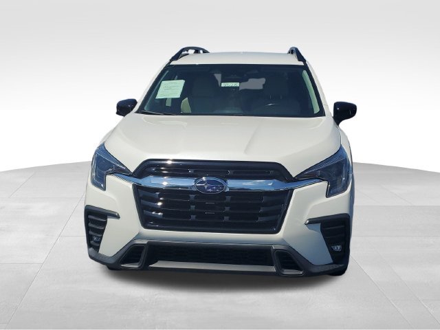 Used 2024 Subaru Ascent Limited AWD/4WD image 2