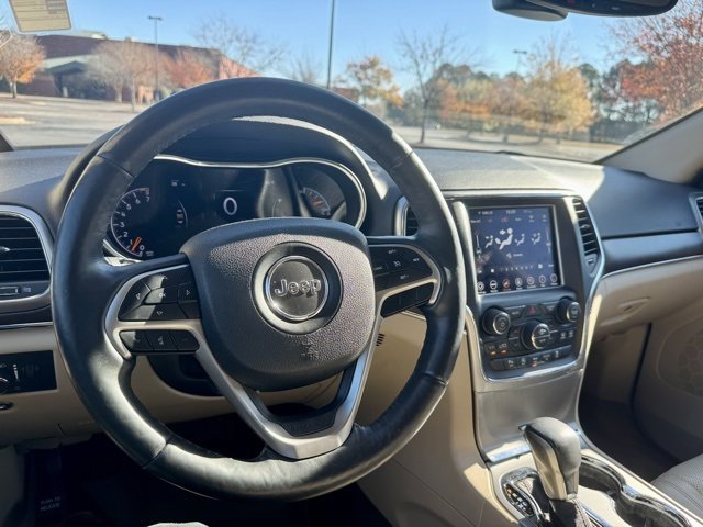 Used 2018 Jeep Grand Cherokee Limited w/ Luxury Group II image 21